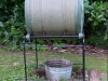 compost_tumbler_catching_organic_liquid_fertilizer_02